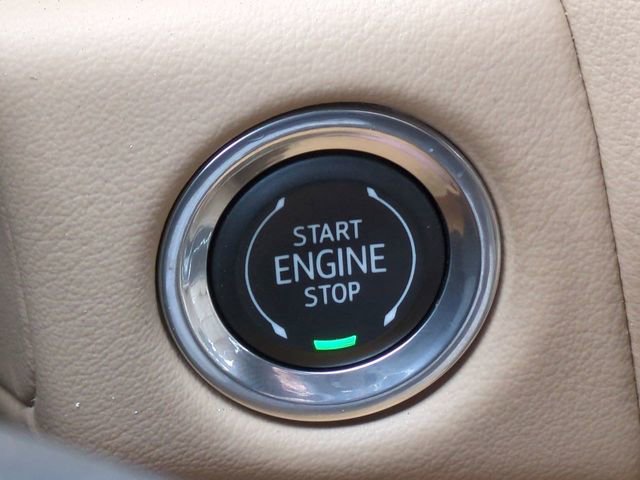 Used 2021 Chevrolet Tahoe Premier AWD/4WD image 27