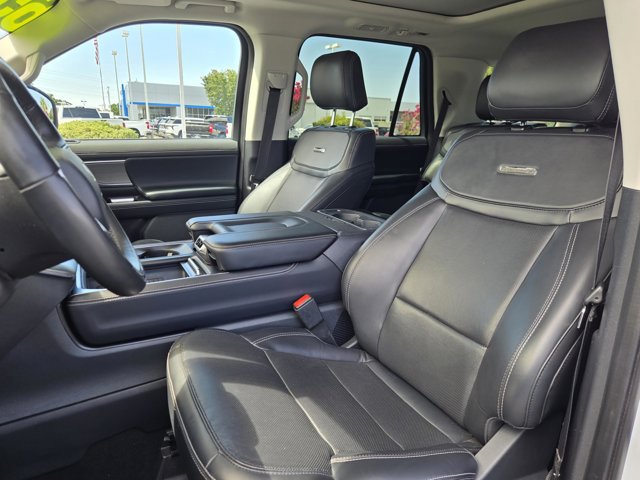 Certified 2025 Ford Expedition Platinum AWD/4WD image 20