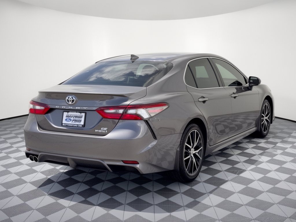Used 2023 Toyota Camry SE FWD image 9