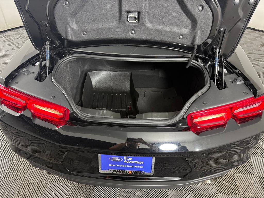 Used 2024 Chevrolet Camaro LT RWD image 28