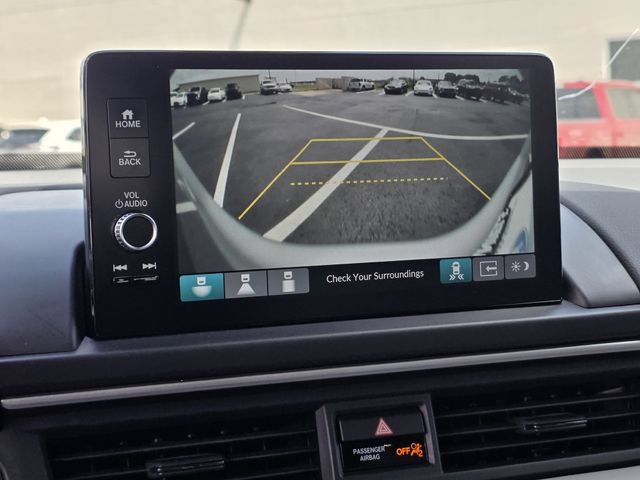 Used 2025 Honda Pilot Touring image 10