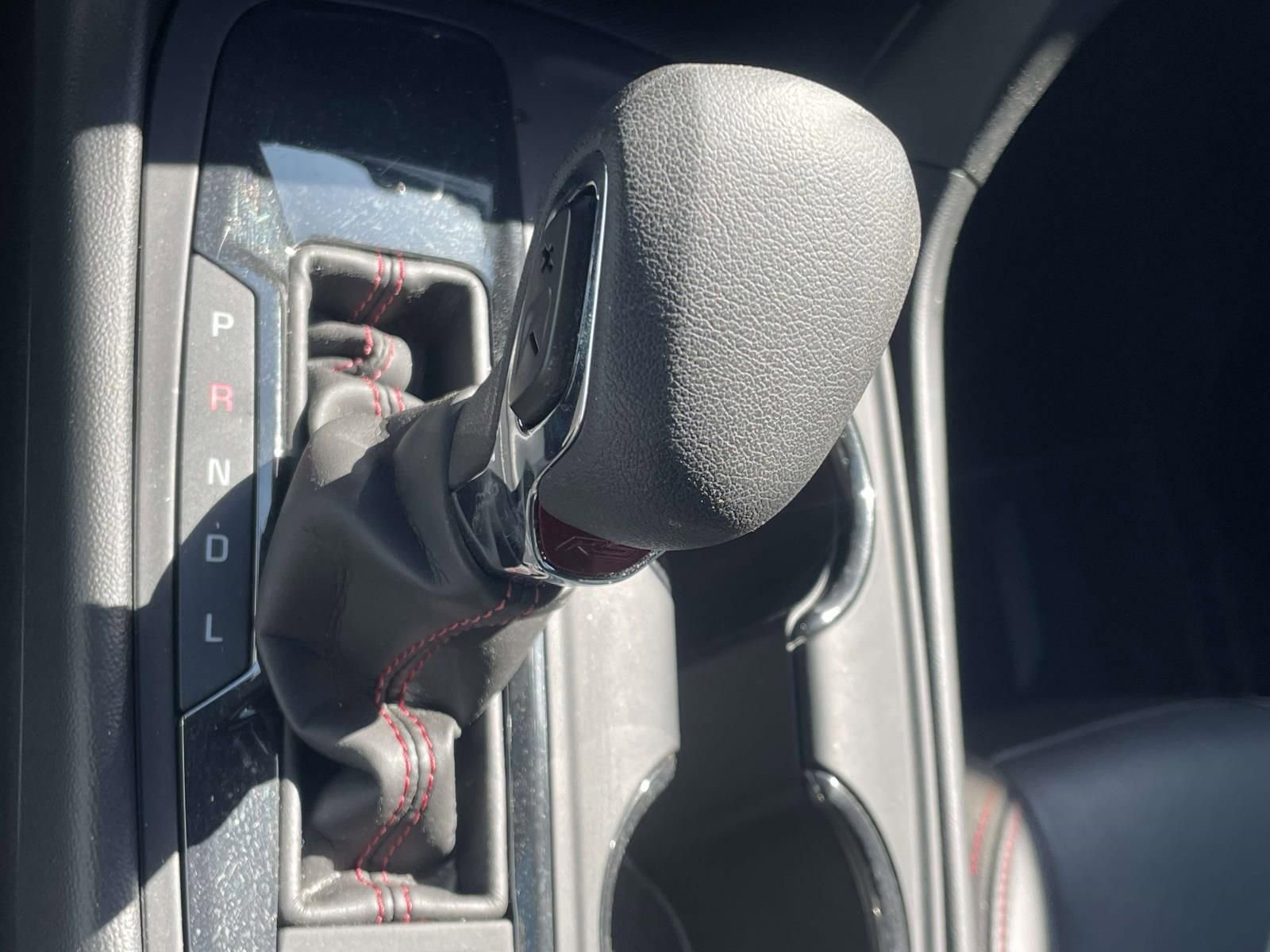 Used 2022 Chevrolet Equinox RS w/ RS Leather Package image 20