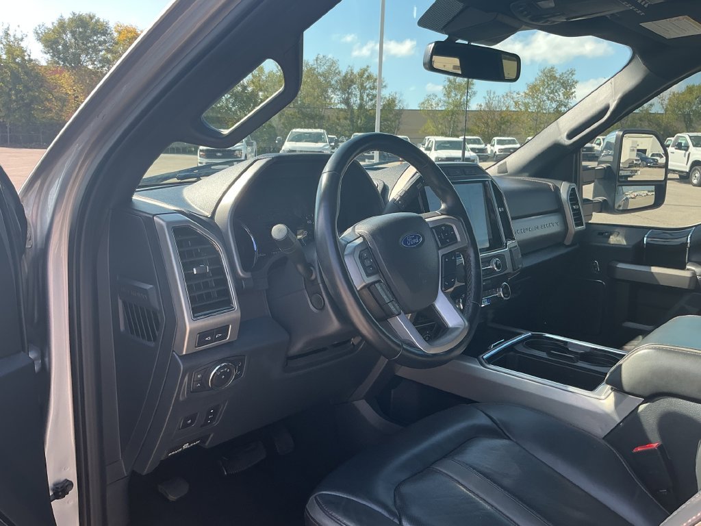 Certified 2022 Ford F450 Platinum w/ FX4 Off-Road Package AWD/4WD image 25