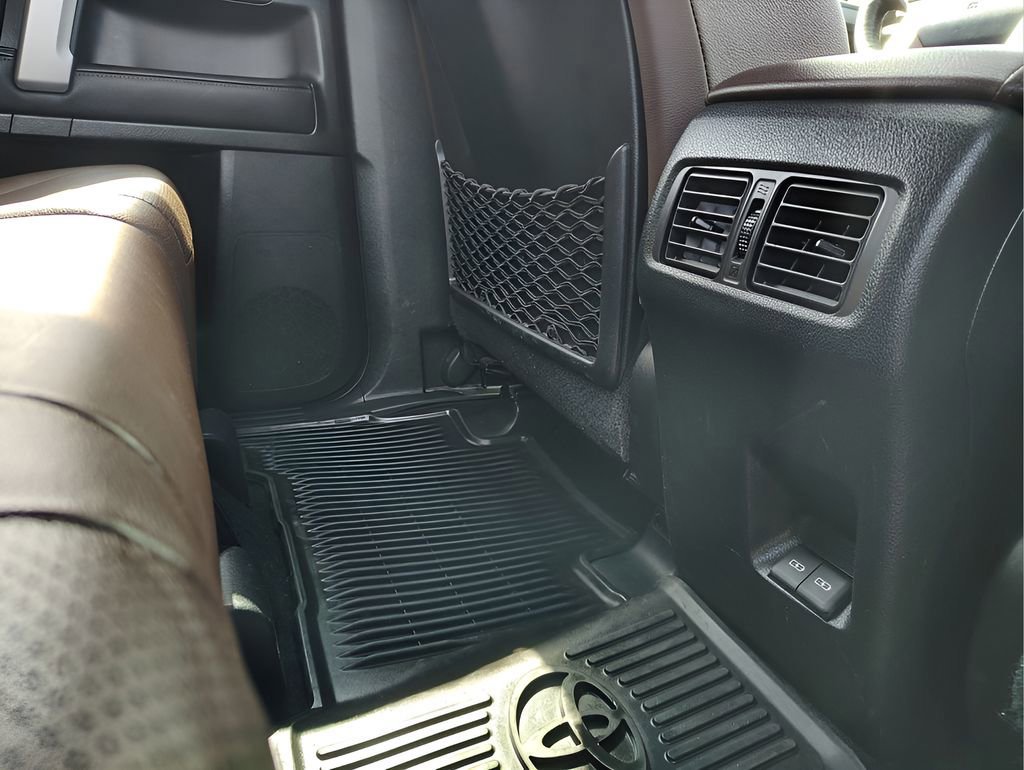 Used 2023 Toyota 4Runner Limited image 30