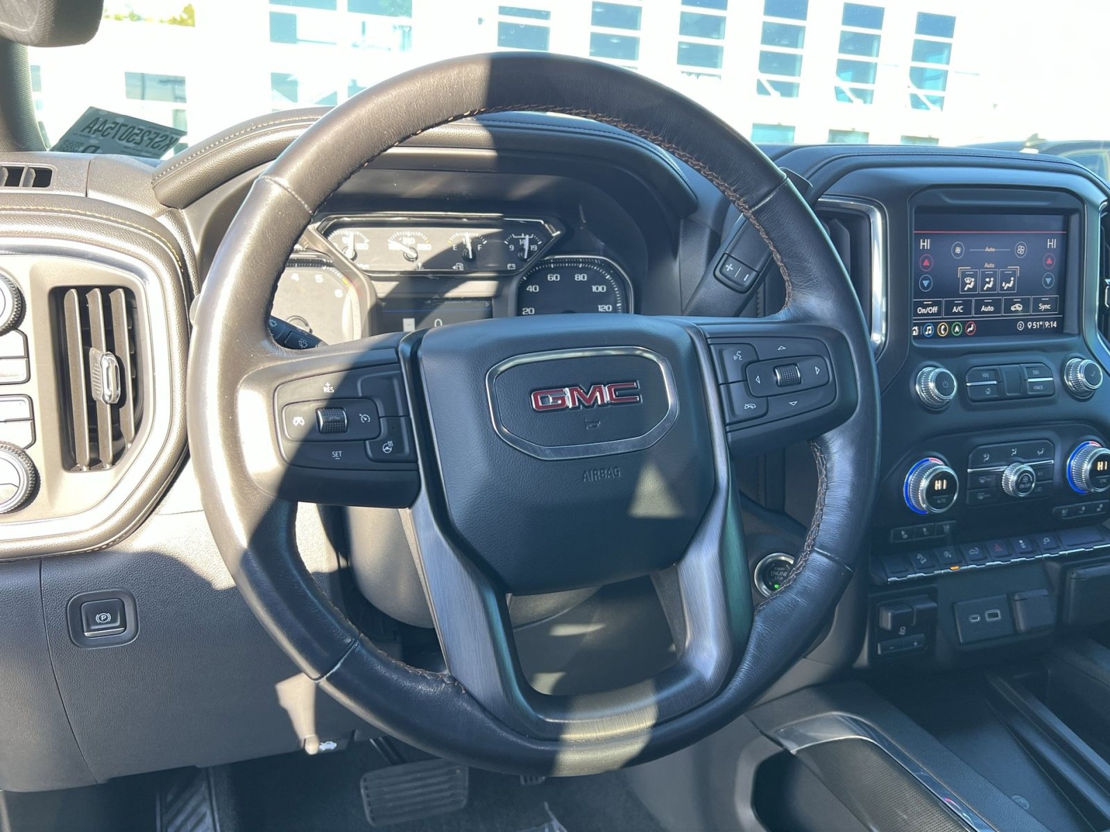 Used 2020 GMC Sierra 1500 AT4 w/ AT4 Preferred Package image 16