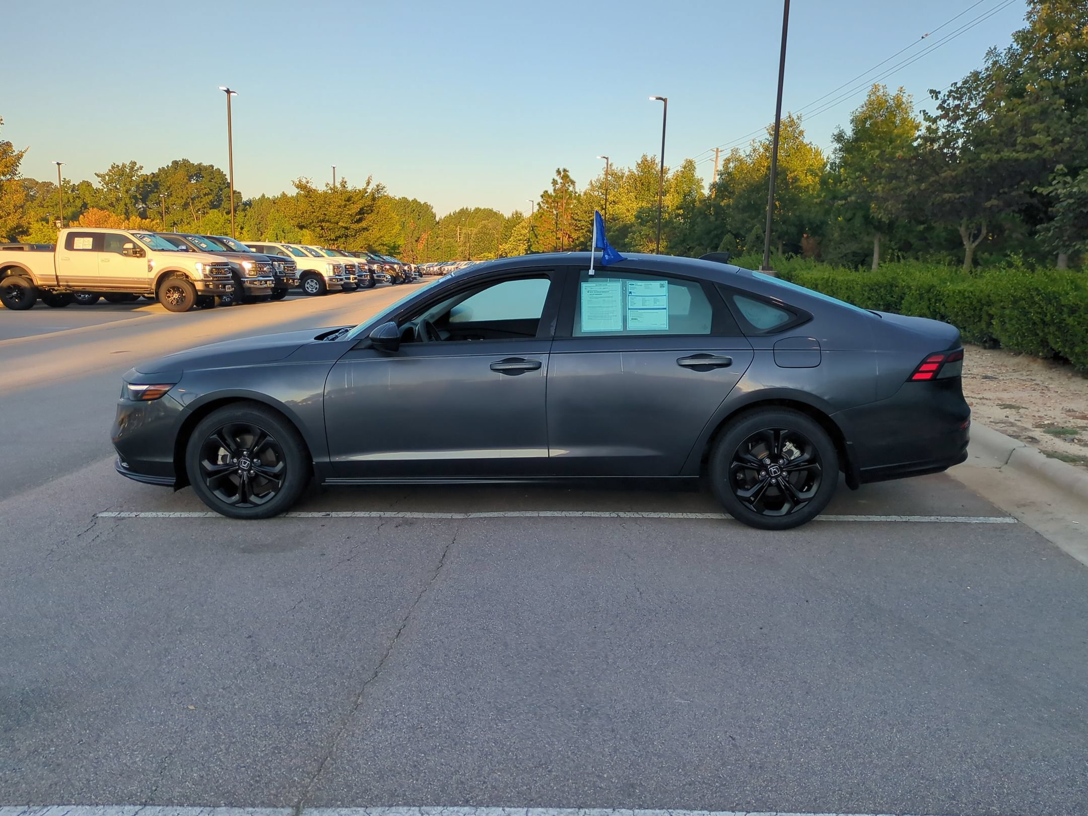 Used 2025 Honda Accord SE image 7
