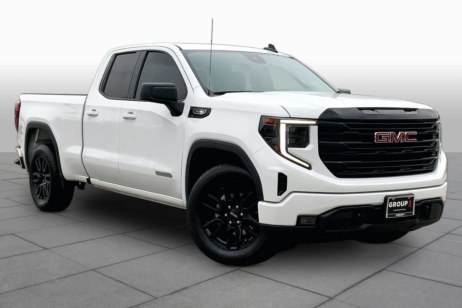 Used 2024 GMC Sierra 1500 Elevation RWD image 3