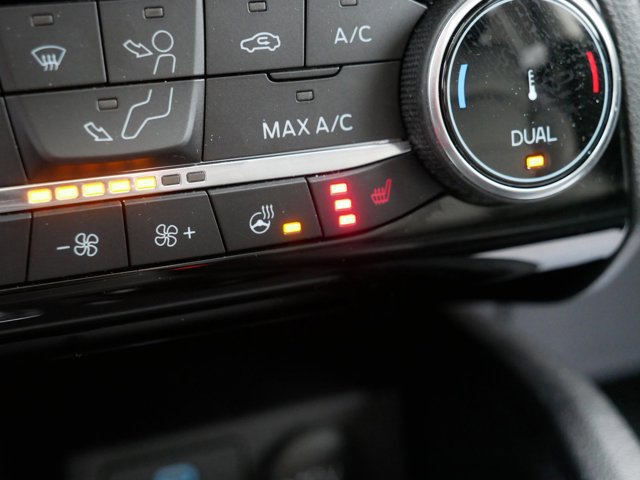 Certified 2022 Ford Escape SEL image 28