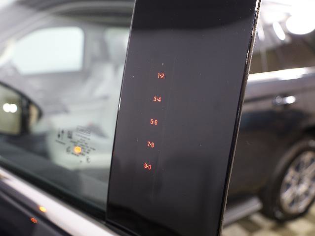 Certified 2025 Ford Expedition Active image 27