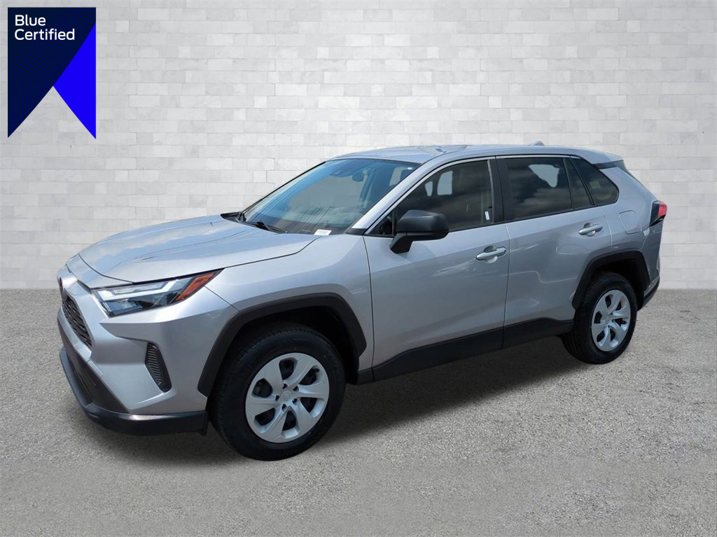 Used 2023 Toyota RAV4 LE image 1