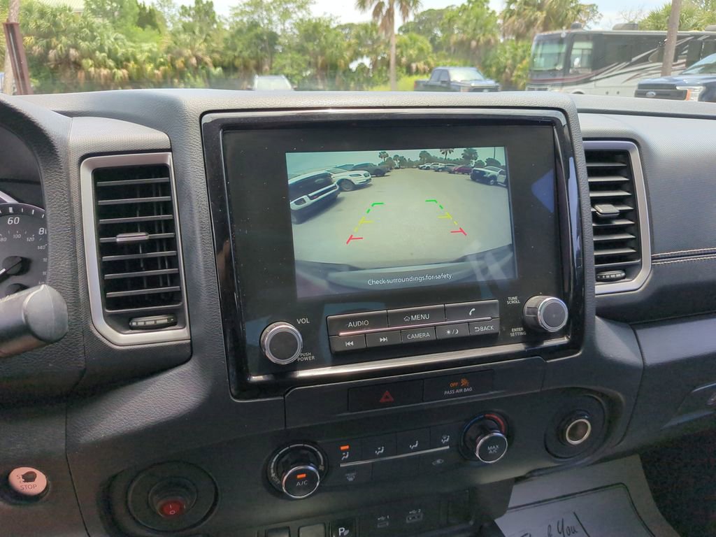 Used 2022 Nissan Frontier SV w/ Technology Package RWD image 22