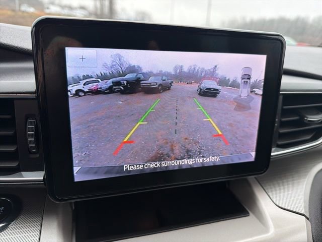 Certified 2024 Ford Explorer XLT w/ Equipment Group 202A image 23