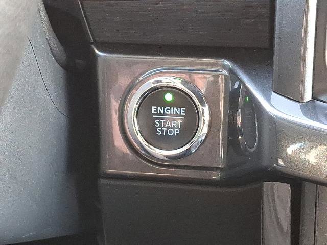 Certified 2022 Ford F150 XLT w/ Equipment Group 302A High image 20