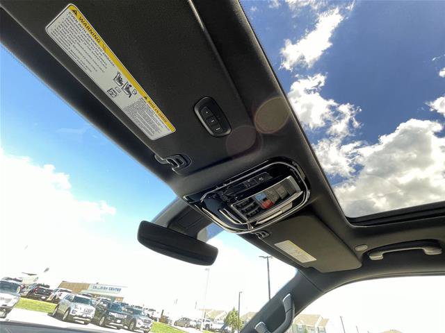Used 2024 Jeep Grand Wagoneer L 4WD image 23