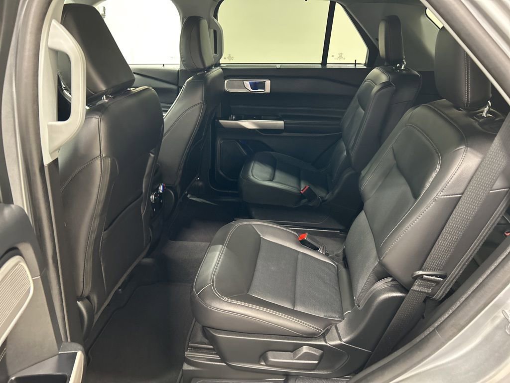 Certified 2023 Ford Explorer Limited w/ Equipment Group 301A image 30