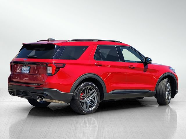 Certified 2025 Ford Explorer ST w/ Sun And Sound Package AWD/4WD image 4