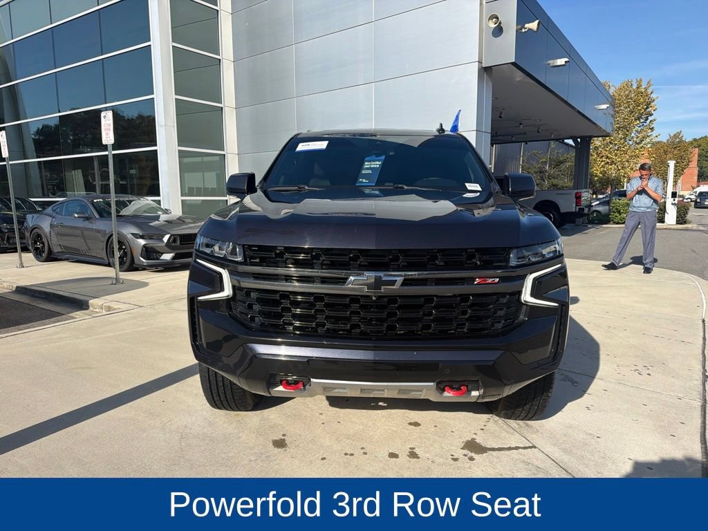 Used 2022 Chevrolet Tahoe Z71 w/ Luxury Package AWD/4WD image 3