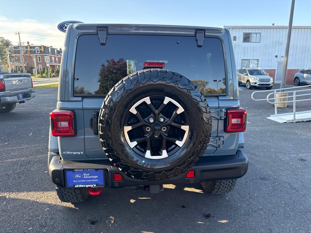 Used 2024 Jeep Wrangler Unlimited Rubicon AWD/4WD image 6