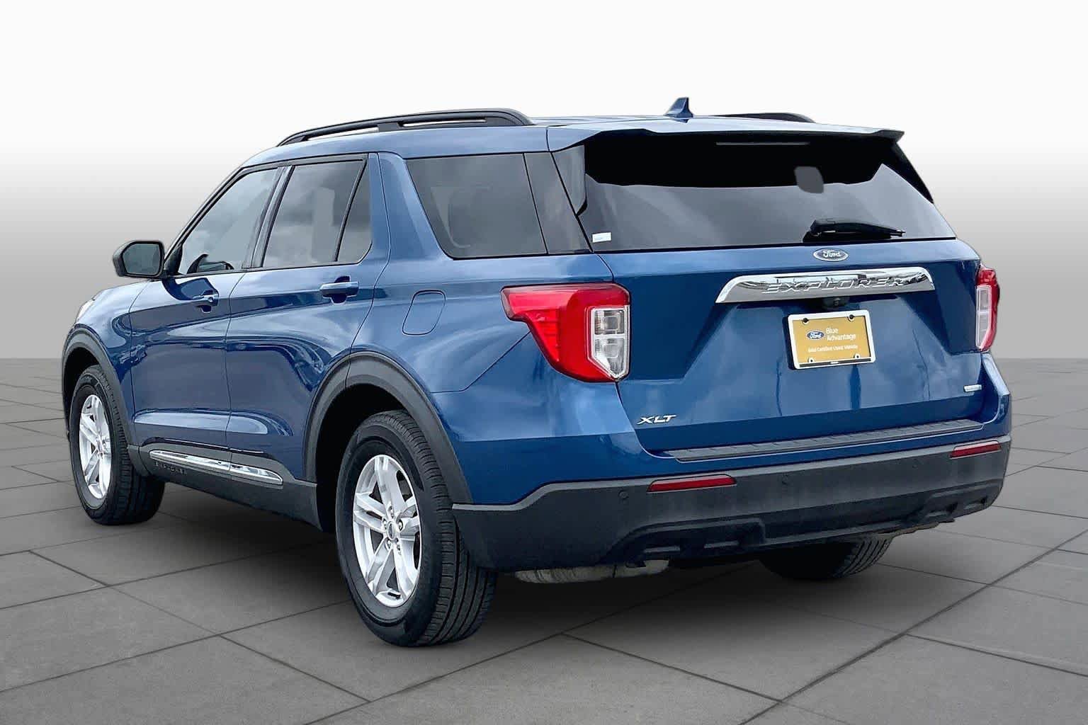 Certified 2020 Ford Explorer XLT RWD image 12