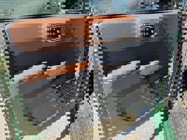 Certified 2023 Ford Bronco Outer Banks w/ Sasquatch Package image 12