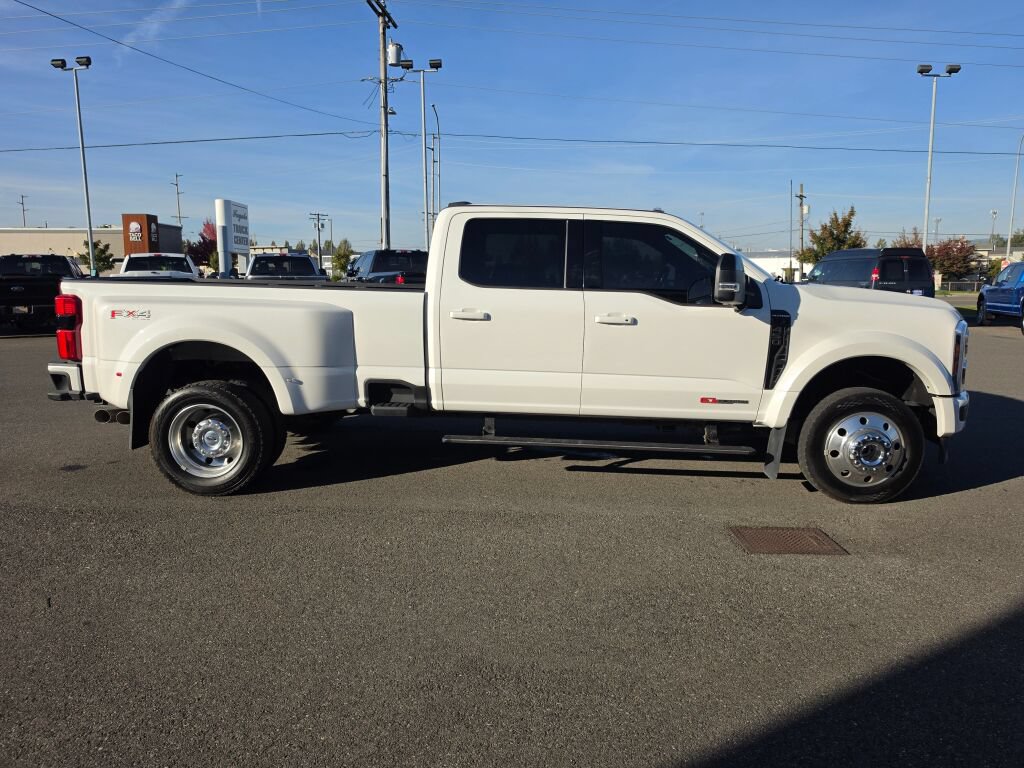 Certified 2025 Ford F450 Platinum w/ FX4 Off-Road Package AWD/4WD image 5