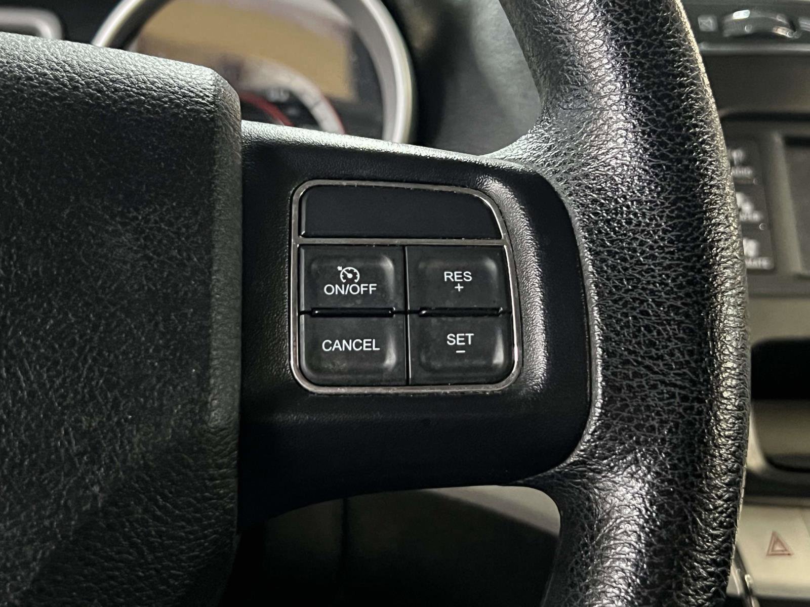 Used 2017 Dodge Journey SE image 21