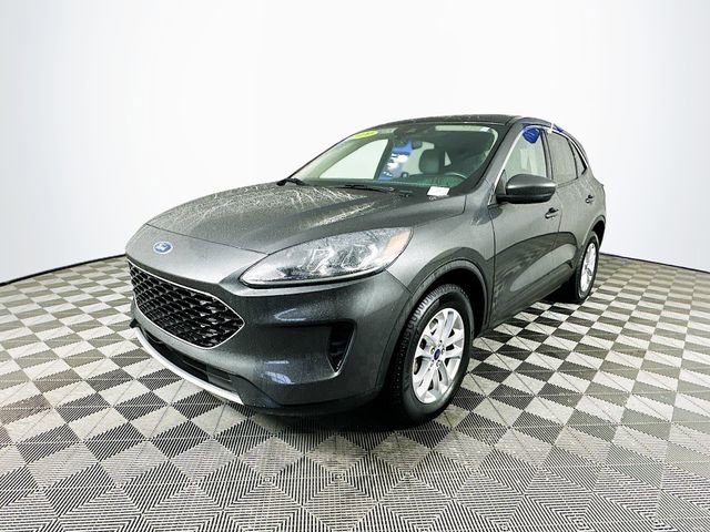 Certified 2020 Ford Escape SE image 6