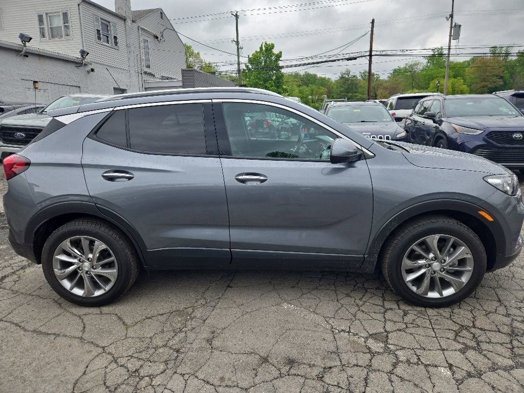 Used 2022 Buick Encore GX Essence w/ Experience Buick Package AWD/4WD image 40