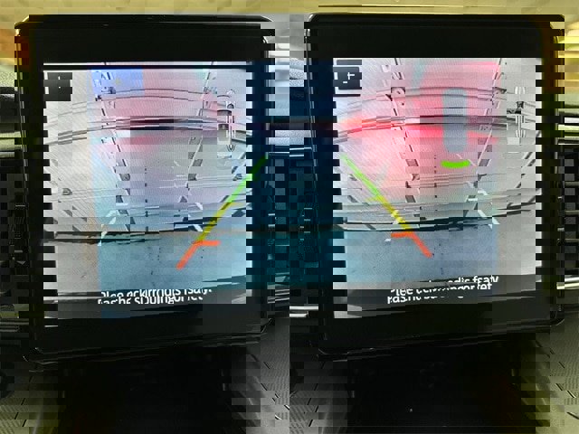 Certified 2022 Ford Explorer XLT w/ Equipment Group 202A image 9