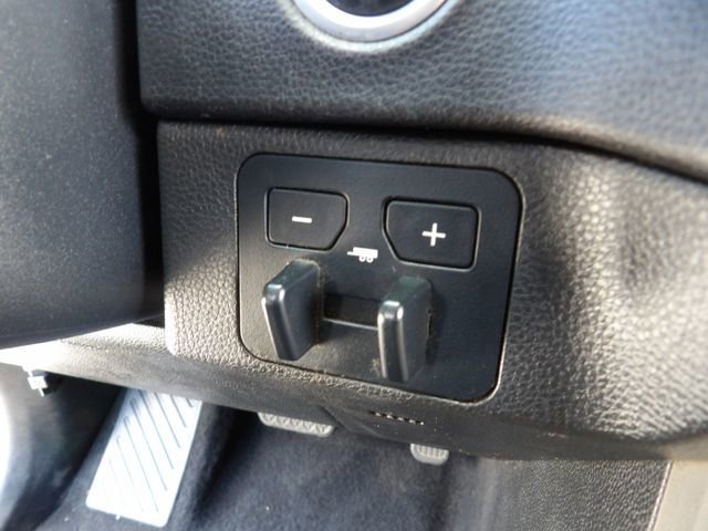 Used 2022 Toyota Tundra SR5 w/ SR5 Convenience Package AWD/4WD image 19