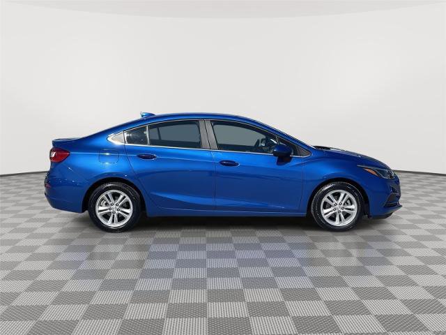 Used 2018 Chevrolet Cruze LT image 6