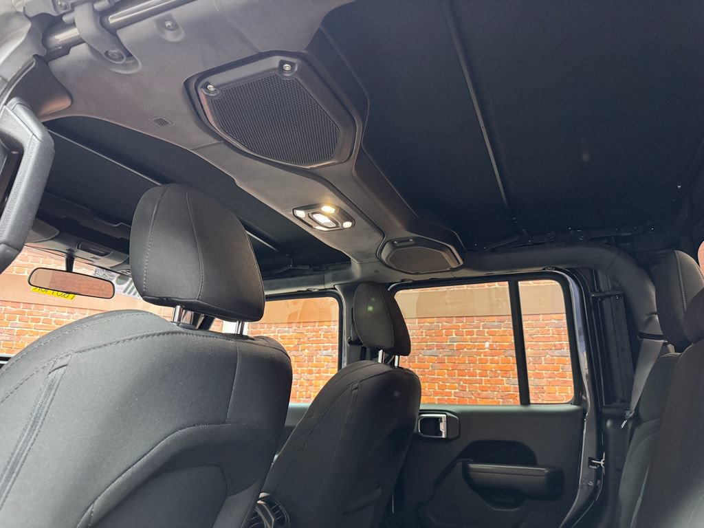 Used 2020 Jeep Gladiator Sport w/ Quick Order Package 23S AWD/4WD image 26