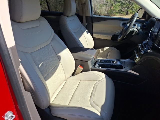 Certified 2021 Ford Explorer Platinum w/ Equipment Group 601A image 22