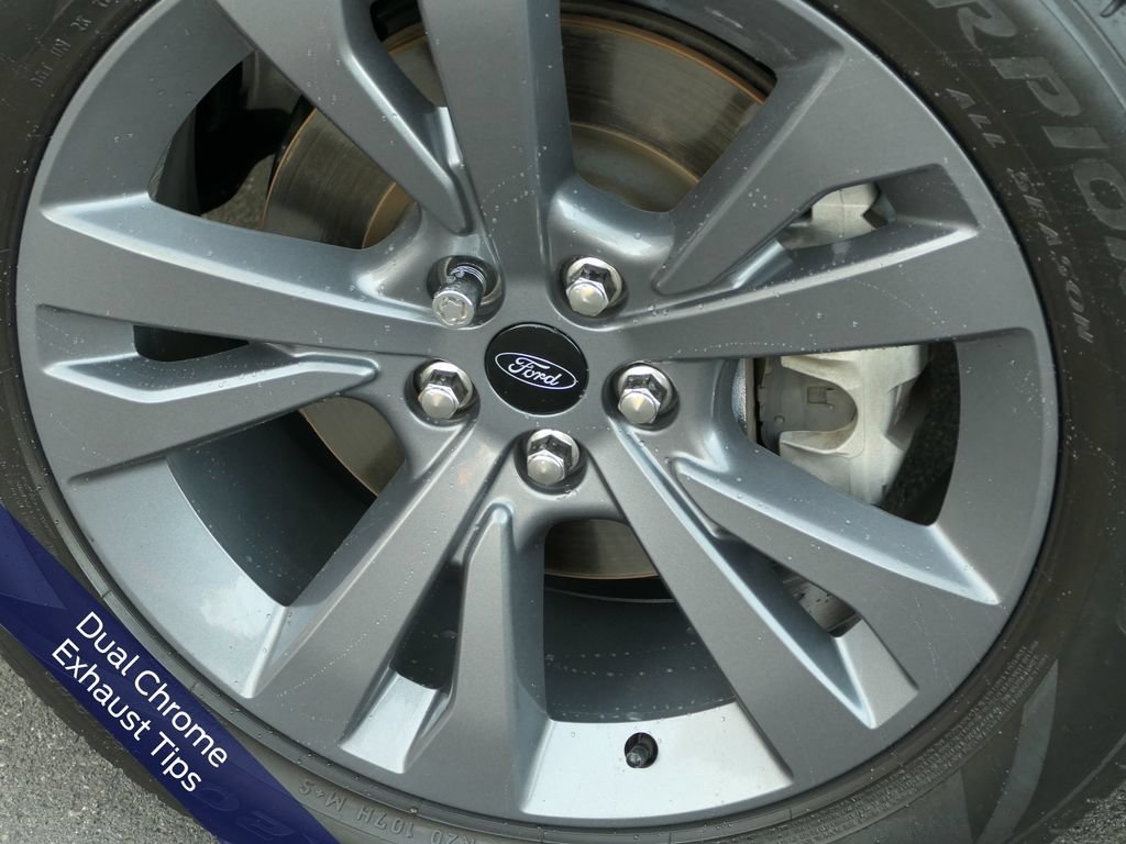 Certified 2023 Ford Explorer XLT w/ Equipment Group 202A RWD image 12