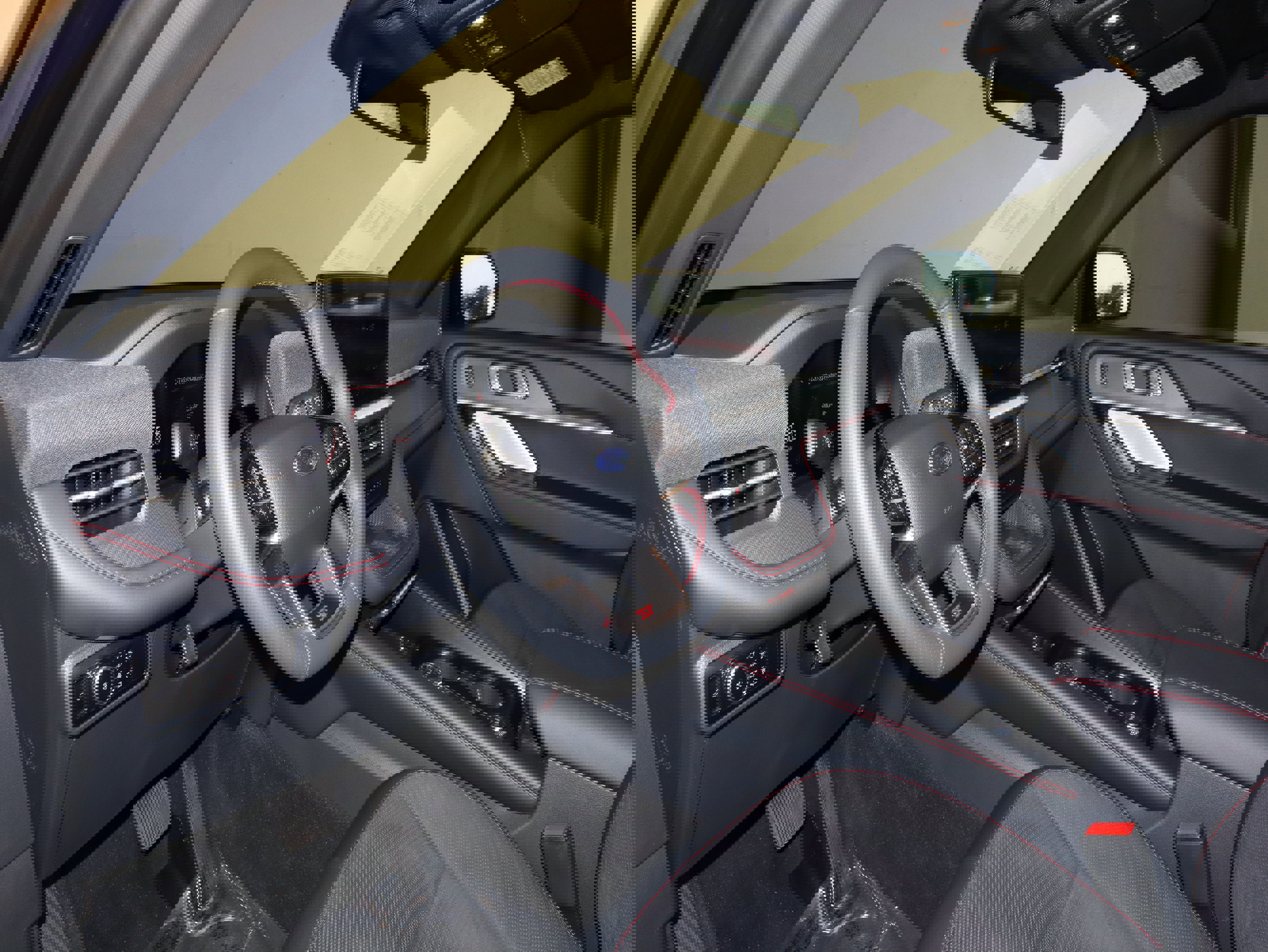 Certified 2025 Ford Explorer ST w/ Sun And Sound Package image 21