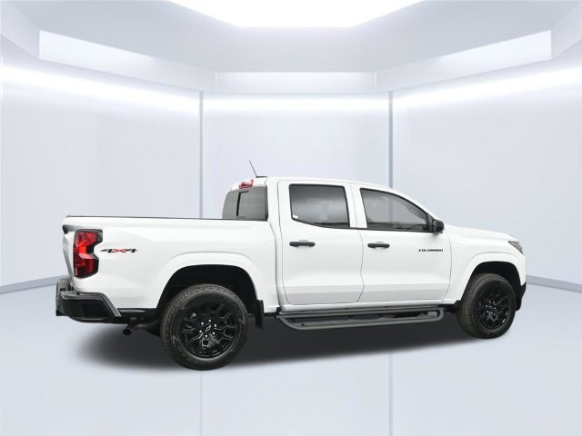 Used 2026 Chevrolet Colorado W/T w/ WT Custom Package AWD/4WD image 13