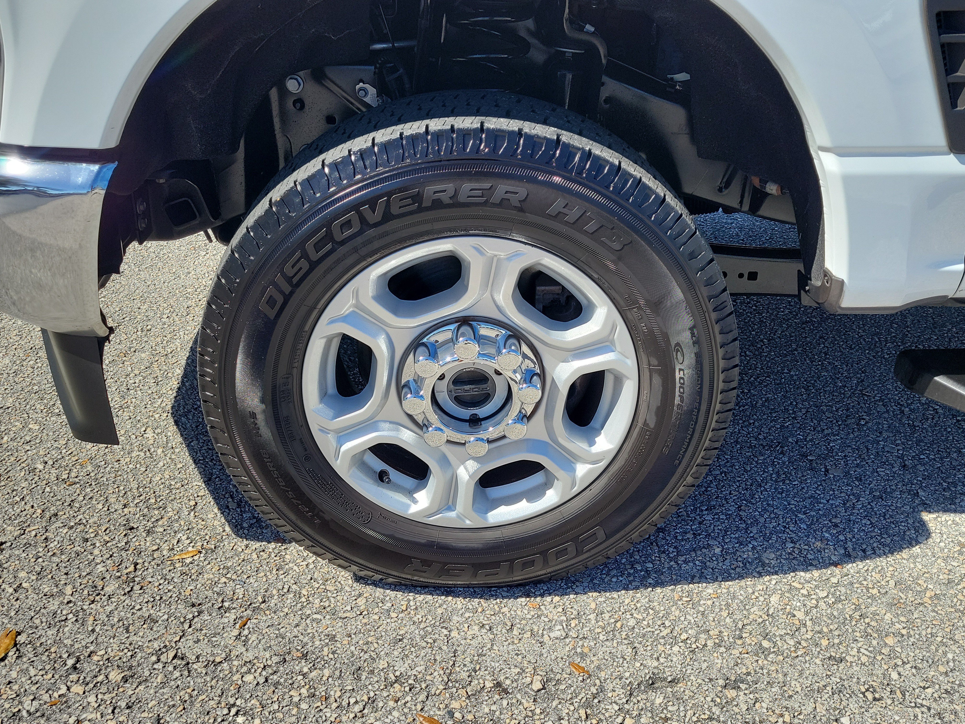 Certified 2026 Ford F250 XLT AWD/4WD image 5