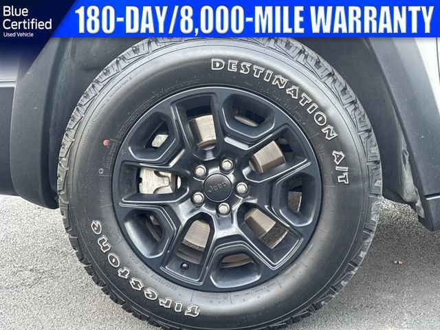 Used 2020 Jeep Cherokee Trailhawk w/ Comfort/Convenience Group image 19