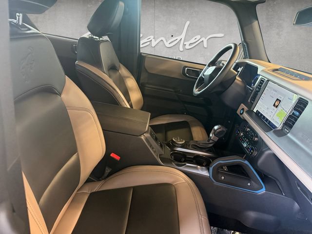 Certified 2024 Ford Bronco Wildtrak AWD/4WD image 25