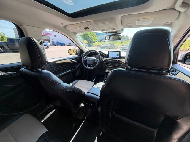 Certified 2021 Ford Escape Titanium w/ Titanium Elite Package AWD/4WD image 30