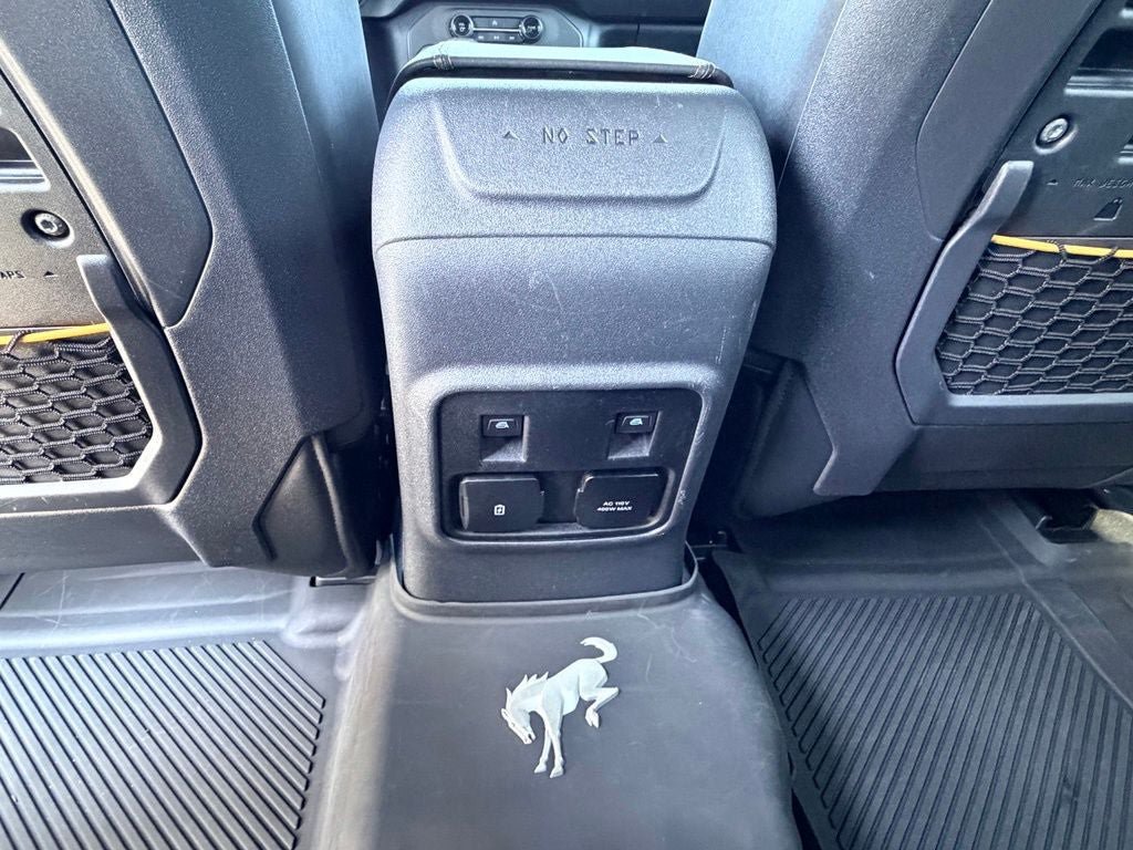 Certified 2024 Ford Bronco Badlands AWD/4WD image 18