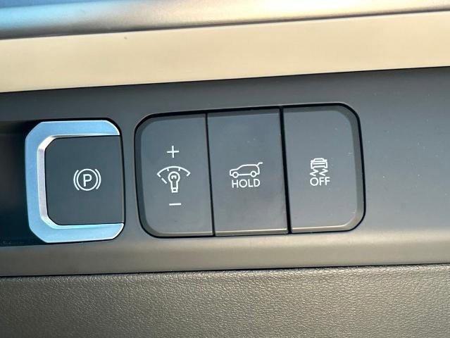 Used 2026 Hyundai Santa Fe SEL FWD image 26
