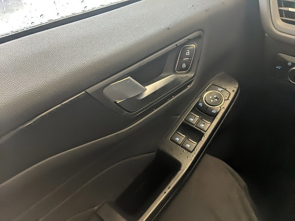 Certified 2023 Ford Escape ST-Line w/ Tech Pack #1 image 24