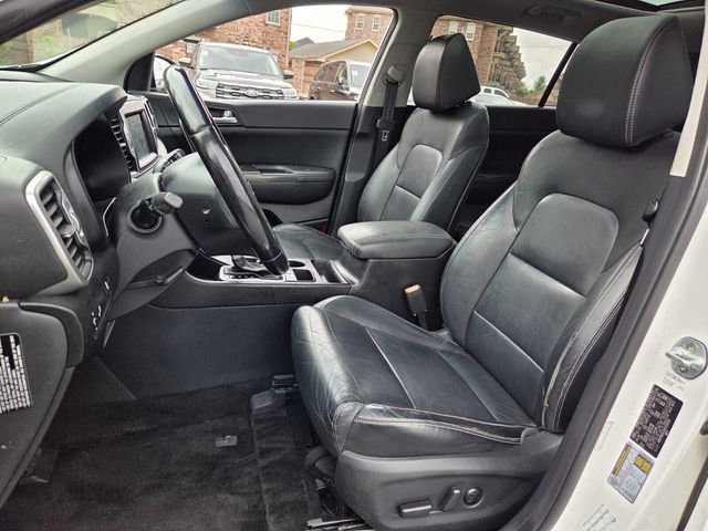 Used 2017 Kia Sportage EX w/ EX Premium Package FWD image 9