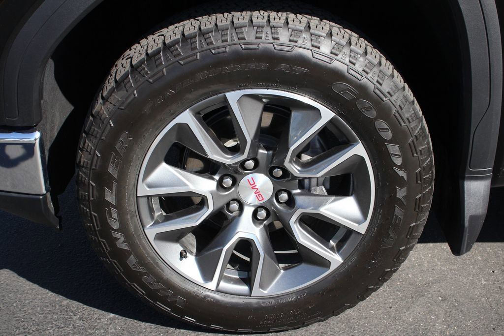 Used 2025 GMC Sierra 1500 Pro w/ Pro Value Package RWD image 14