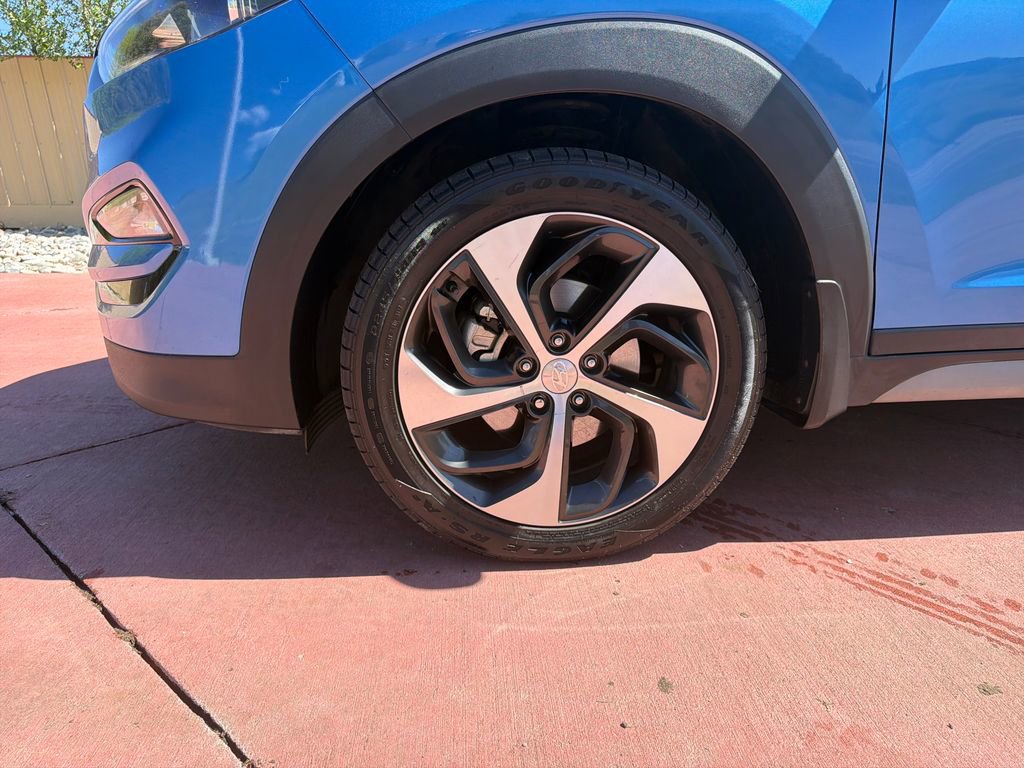 Used 2017 Hyundai Tucson Limited w/ Limited Ultimate Package 03 AWD/4WD image 39
