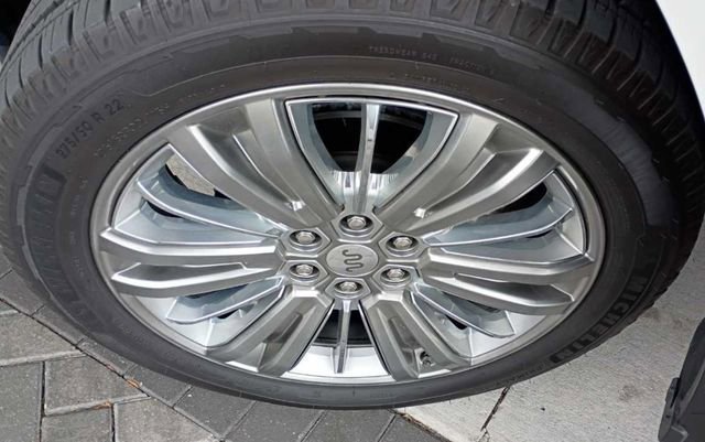 Certified 2024 Ford F150 King Ranch image 4