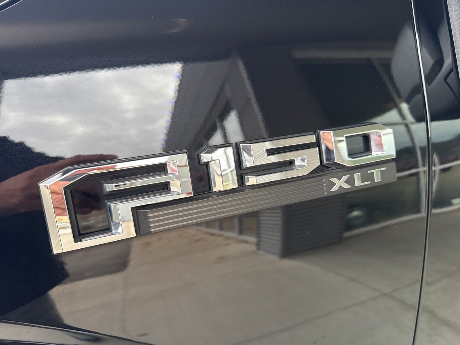 Certified 2019 Ford F150 XLT w/ Equipment Group 302A Luxury image 14