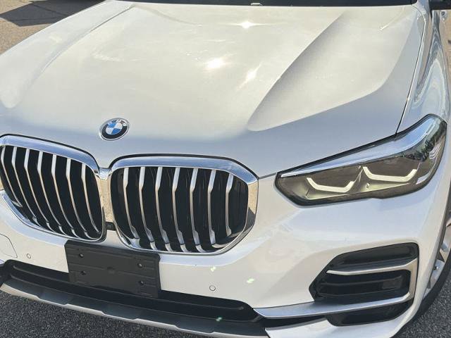 Used 2022 BMW X5 xDrive40i AWD/4WD image 11