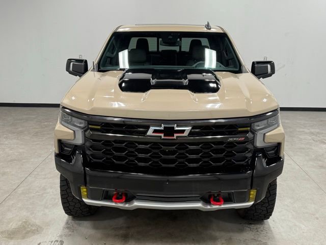 Used 2022 Chevrolet Silverado 1500 ZR2 image 4